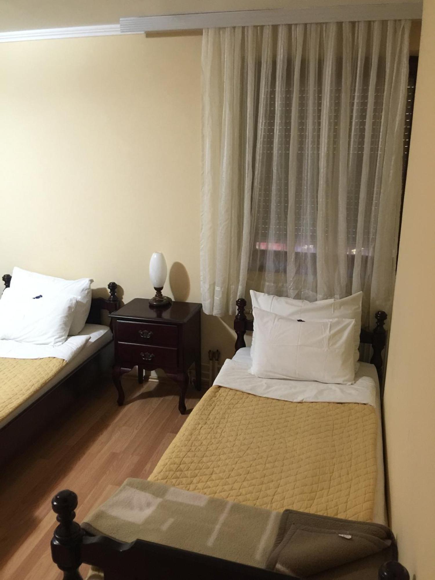 Bed & Breakfast Karavan Raska Номер фото