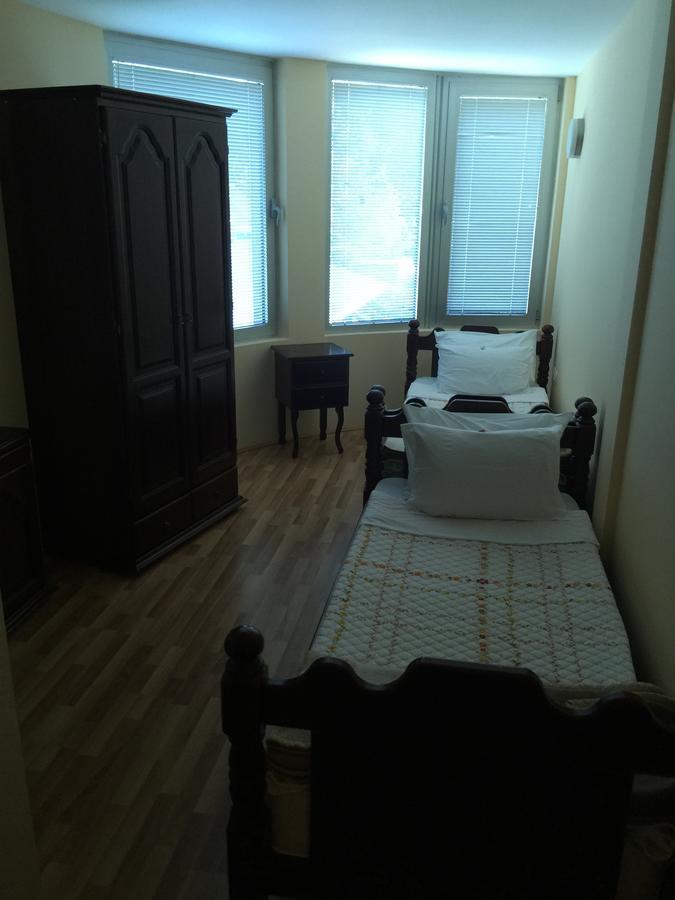 Bed & Breakfast Karavan Raska Экстерьер фото