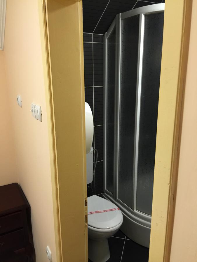 Bed & Breakfast Karavan Raska Экстерьер фото